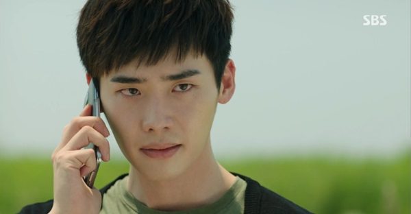  Diễn viên phụ trong phim Huệ Duệ Mặt Trời : Park Hoon vai Trung sĩ Choi Woo-geun